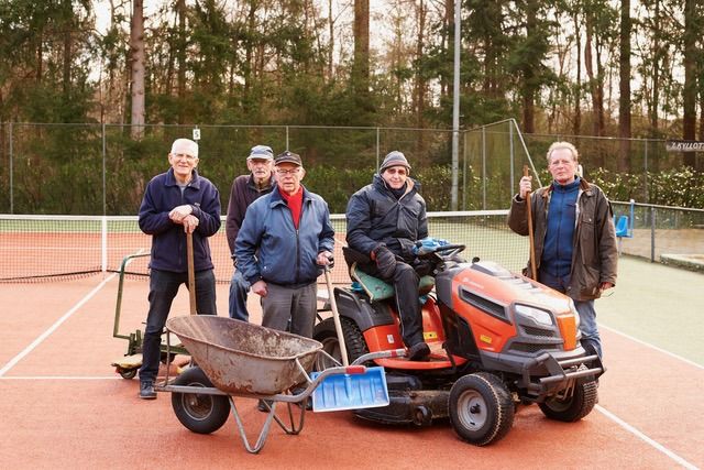 Onderhoudscommissie groepsfoto